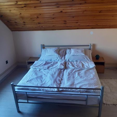 Toldi Apartman Hotel Keszthely Exterior photo