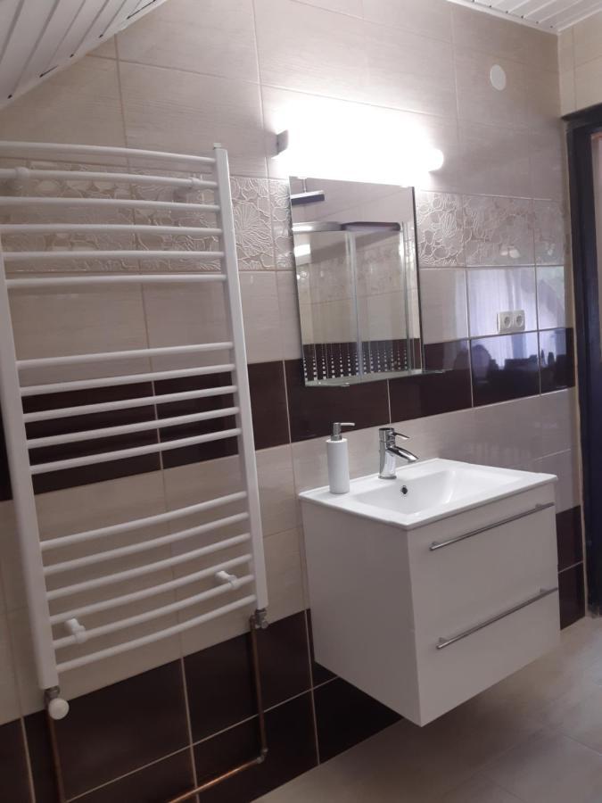 Toldi Apartman Hotel Keszthely Exterior photo