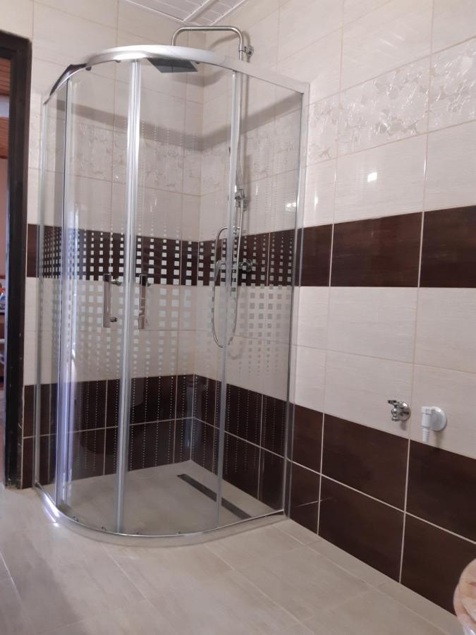 Toldi Apartman Hotel Keszthely Exterior photo